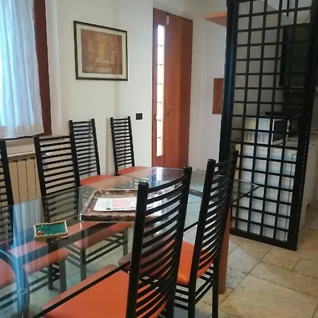 A Casa Di Manu Σενιγκάλια
